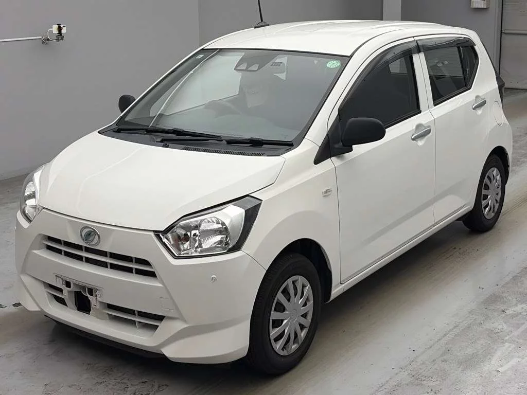 Daihatsu Mira e:S LA350S 2021